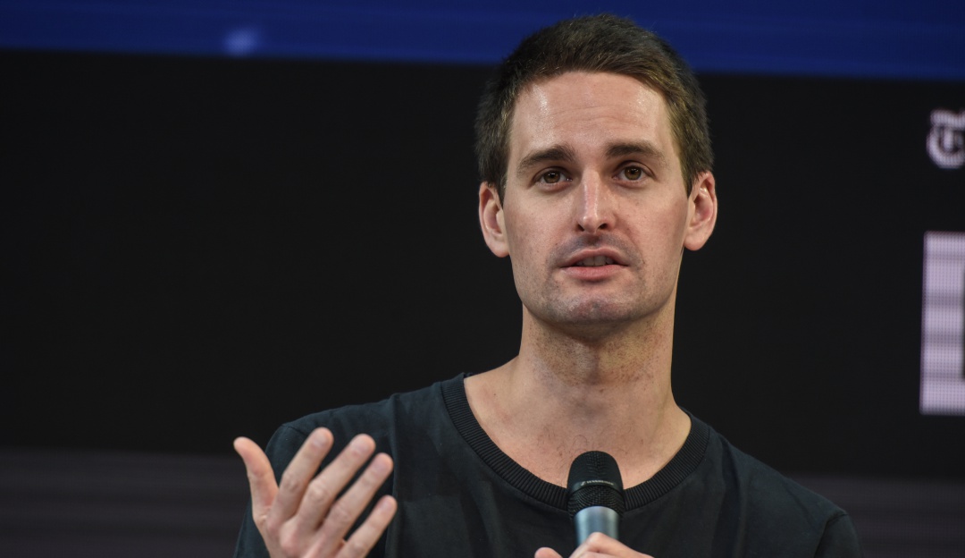 Denuncia SnapChat: SnapChat critica regulación europea que daría ventajas a Google y Facebook