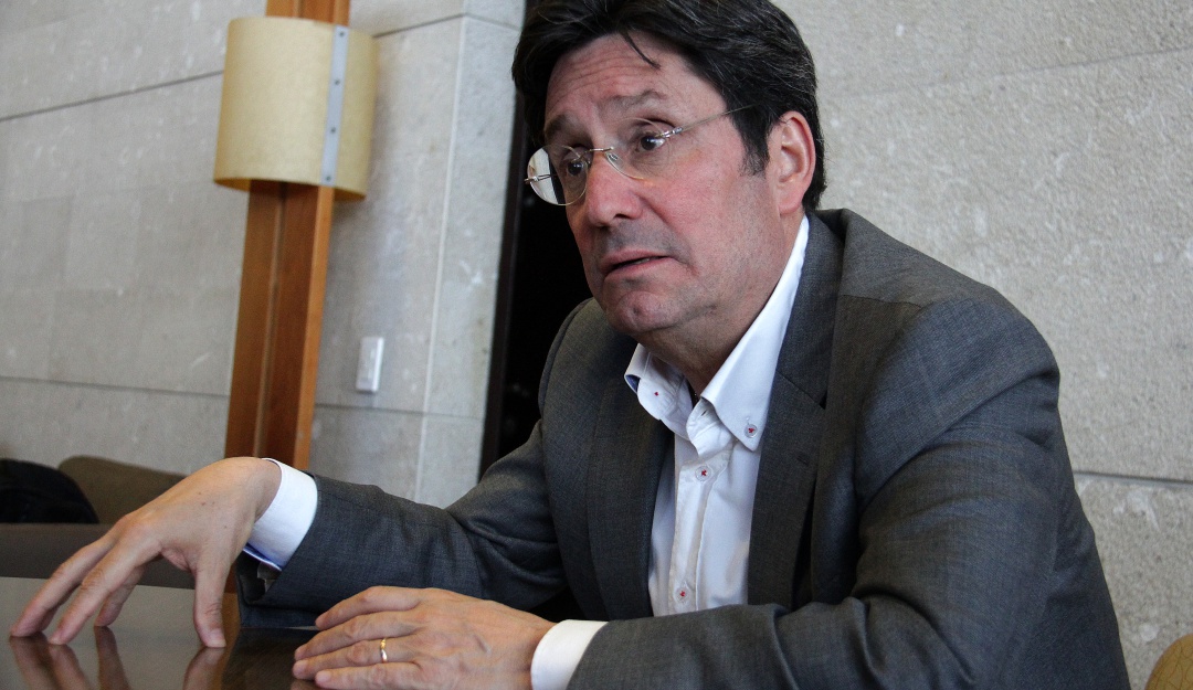 Embajador de Colombia en Estados Unidos: Pacho Santos: "La noticia debe ser quién filtró la grabación"