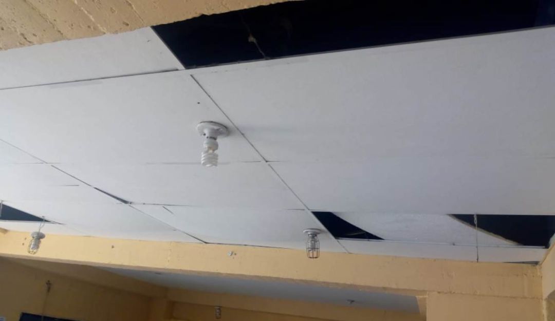 Inversión Institución Educativa Fernando de La Vega Alto Bosque Cartagena: Un colegio de Cartagena pide urgente inversión en su infraestructura
