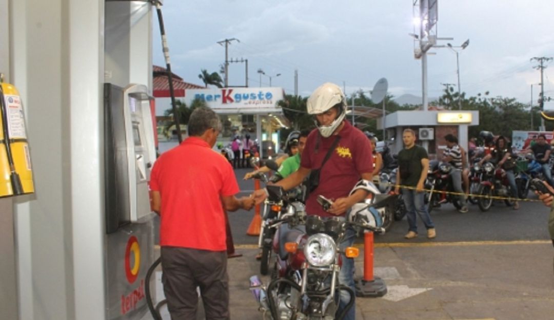 Estaciones de Gasolina