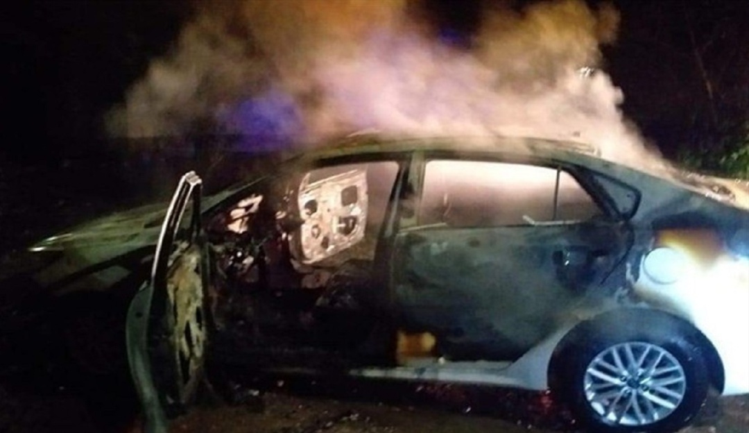 Muerte de joven calcinada en carro toma un giro; fue asesinada la madre