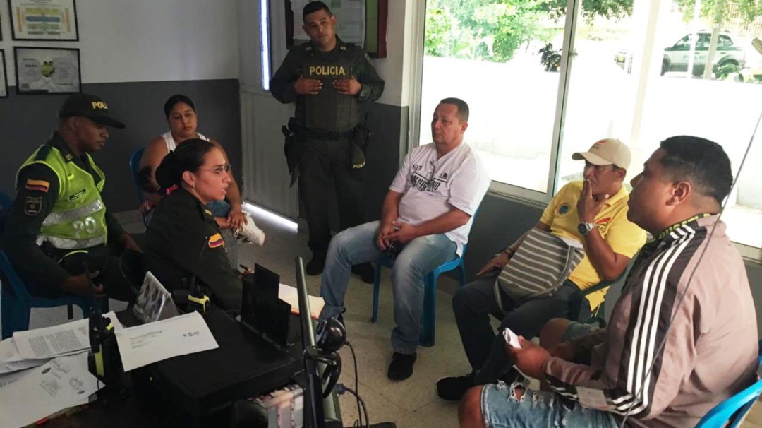 Policía de Cartagena interviene en intimidaciones a líder social