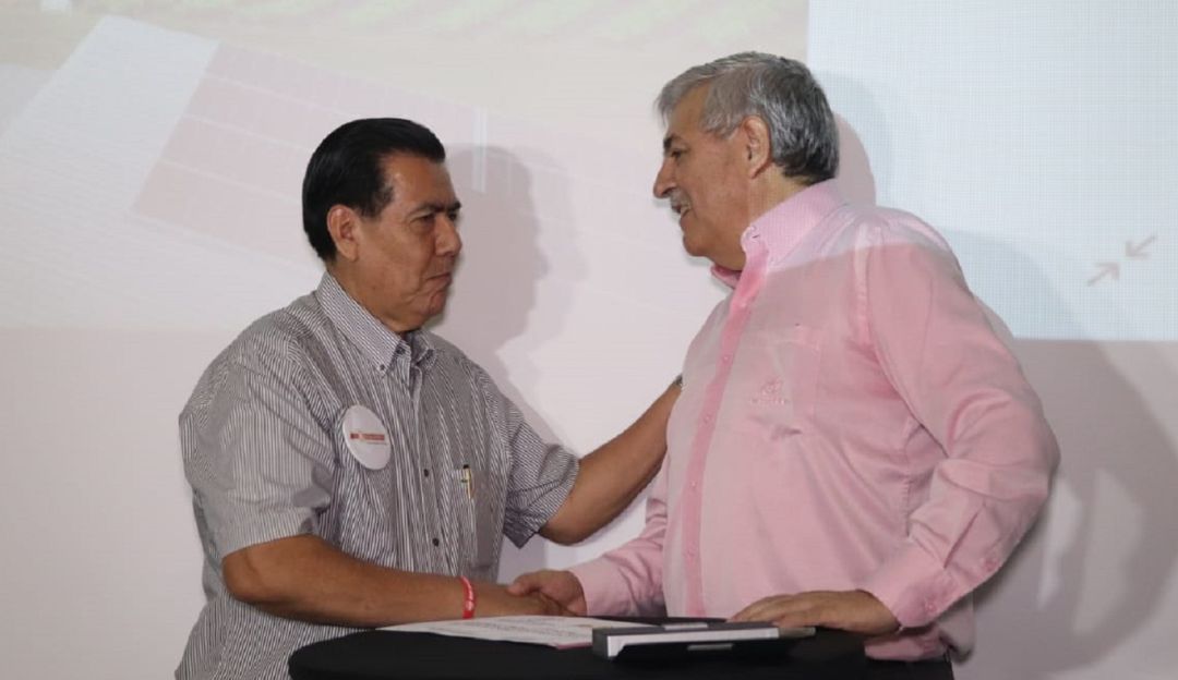 Carlos Alvarado, gerente de Mercacentro y Alejandro Inostroza, gerente de Enertolima