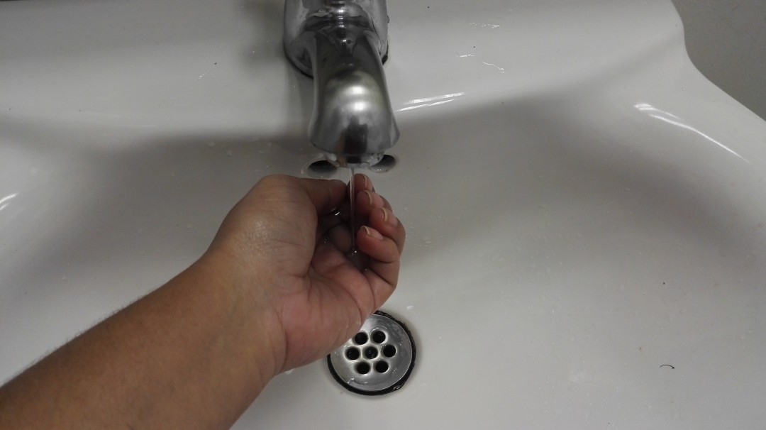 Cinco barrios de Medellín están sin agua por el daño en una tubería