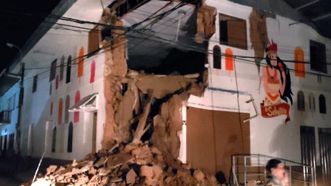 Una familia colombiana, damnificada tras sismo en Perú