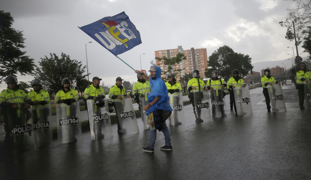Líderes universitarios: Policía investiga amenazas contra líderes universitarios
