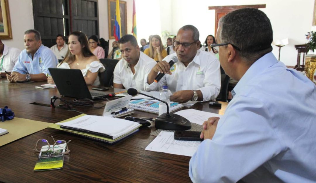Aguas de Cartagena comité de parques: Aguas de Cartagena adopta 28 parques para mantenerlos