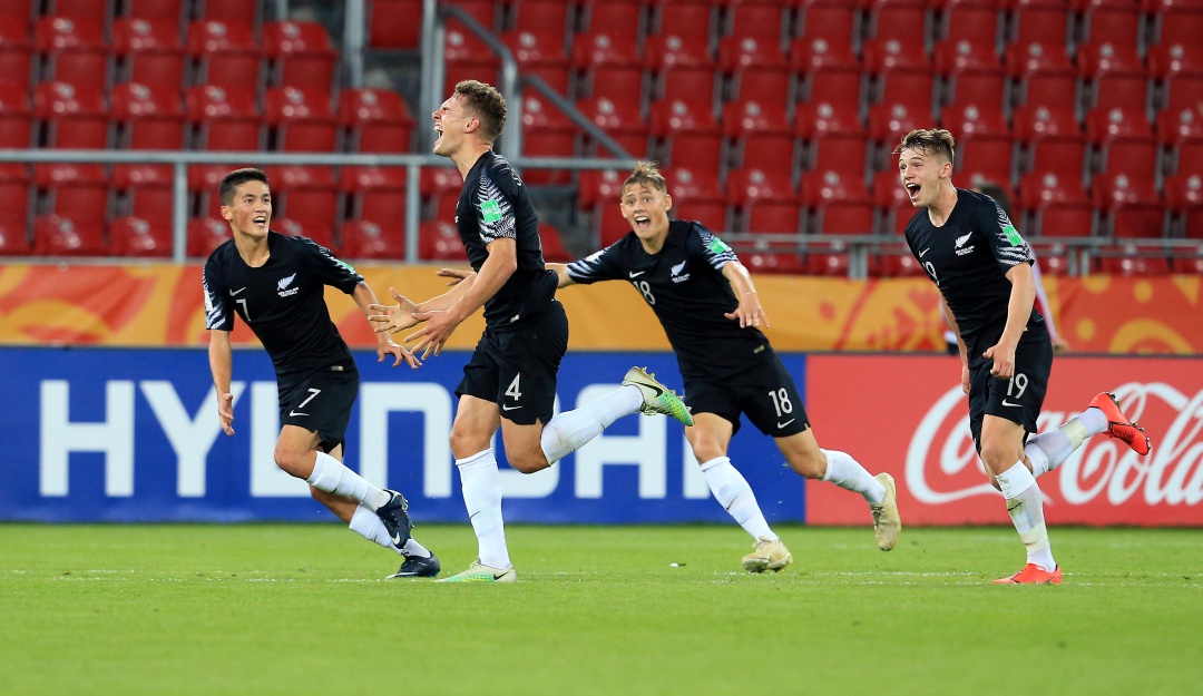 Uruguay Nueva Zelanda rival Colombia octavos de final: Uruguay y Nueva Zelanda definen rival de Colombia en octavos