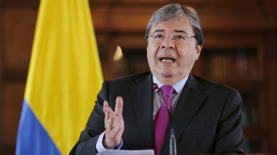 Cancillería asegura que no hay acuerdo con Rusia para compra de armamento