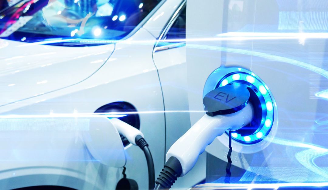 Carros Eléctricos: MinAmbiente: para el 2030 el 100% del transporte público será eléctrico