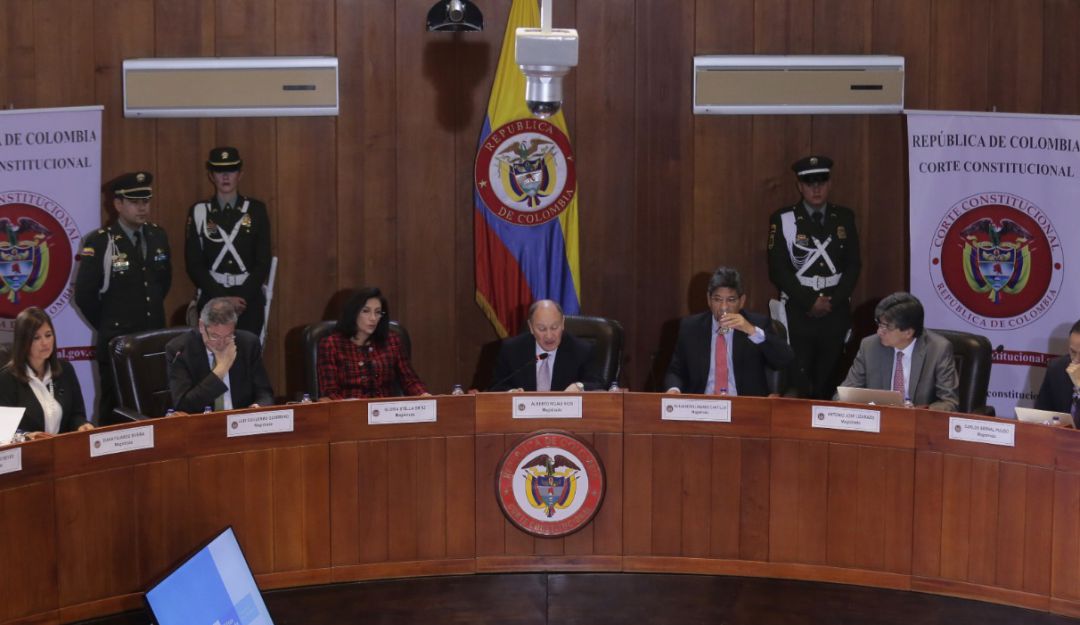 Drogas en espacio público: Se cae prohibición a consumo de alcohol y psicoactivos en espacio público