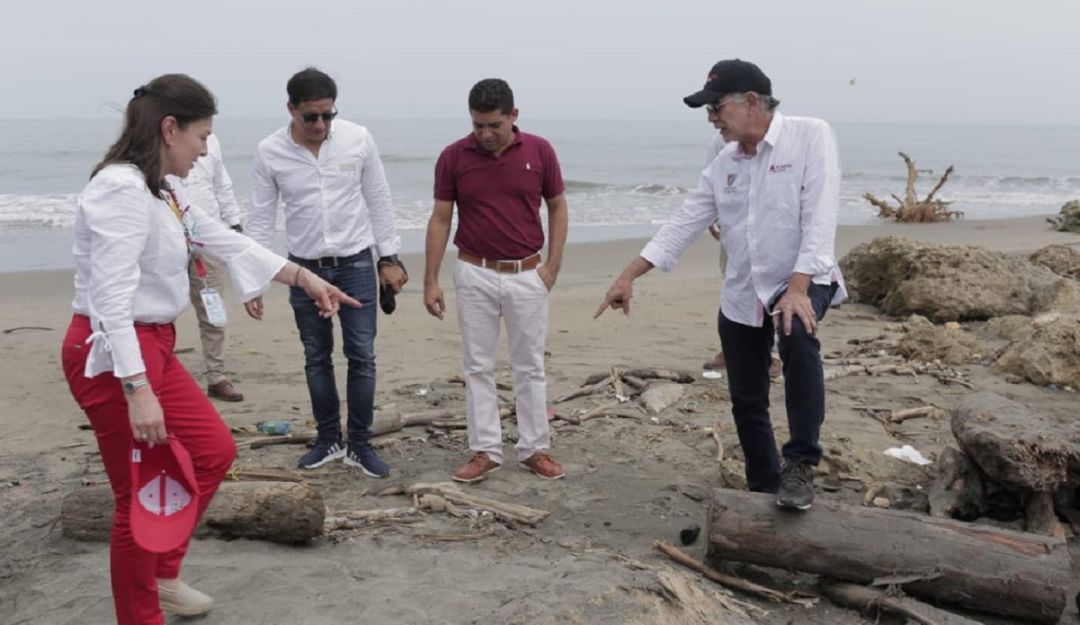Basuras en playa: Contraloría inicia investigación por 'Isla de Basuras' en el Atlántico