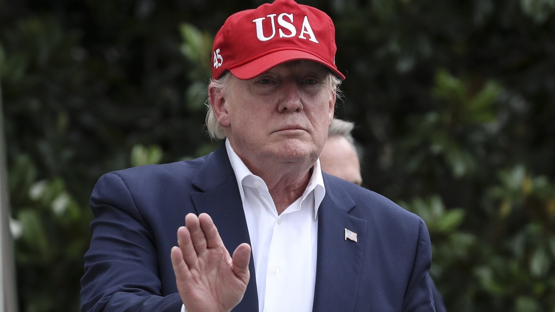 Trump lanza su campaña para la reelección y despide a encuestadores