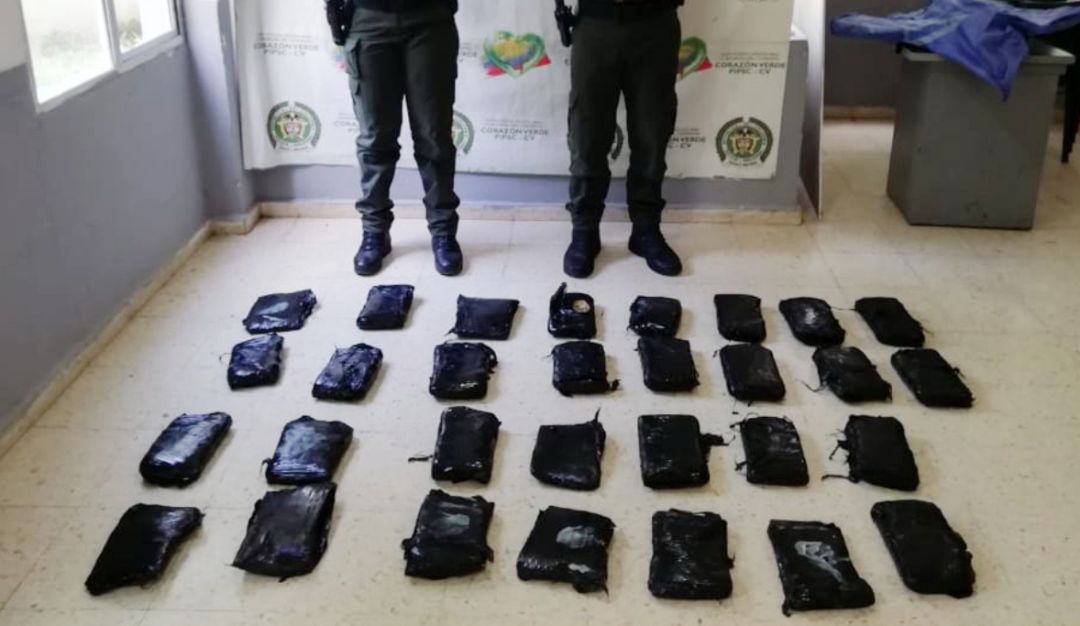 Droga envuelta ecomienda destino Cartagena Policía: En una encomienda, hallan 17 kilos de marihuana con destino a Cartagena