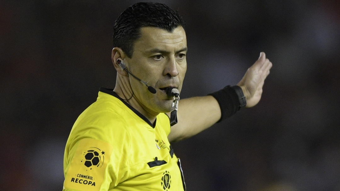 Terna arbitral chilena para el juego Argentina - Colombia