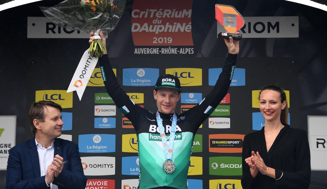Critérium du Dauphiné: Bennett ganó y Hodeg fue quinto en la III etapa de Critérium du Dauphiné