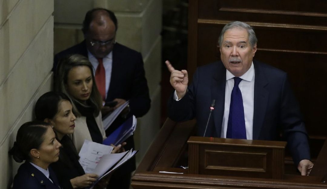 Moción de censura: Para decirle a uno que es encubridor de un crimen deben tener la sentencia