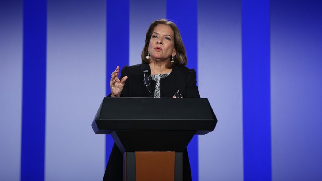 Un proyecto de reforma a la justicia concertado, plantea nueva ministra