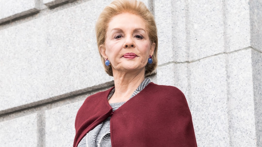 Carolina Herrera acusada de plagio por el gobierno mexicano