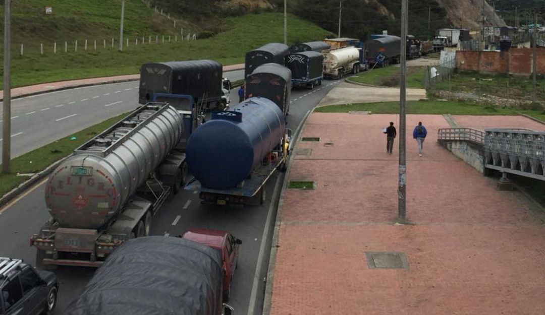 Via al Llano: Transportadores denuncian incremento en peajes y combustibles