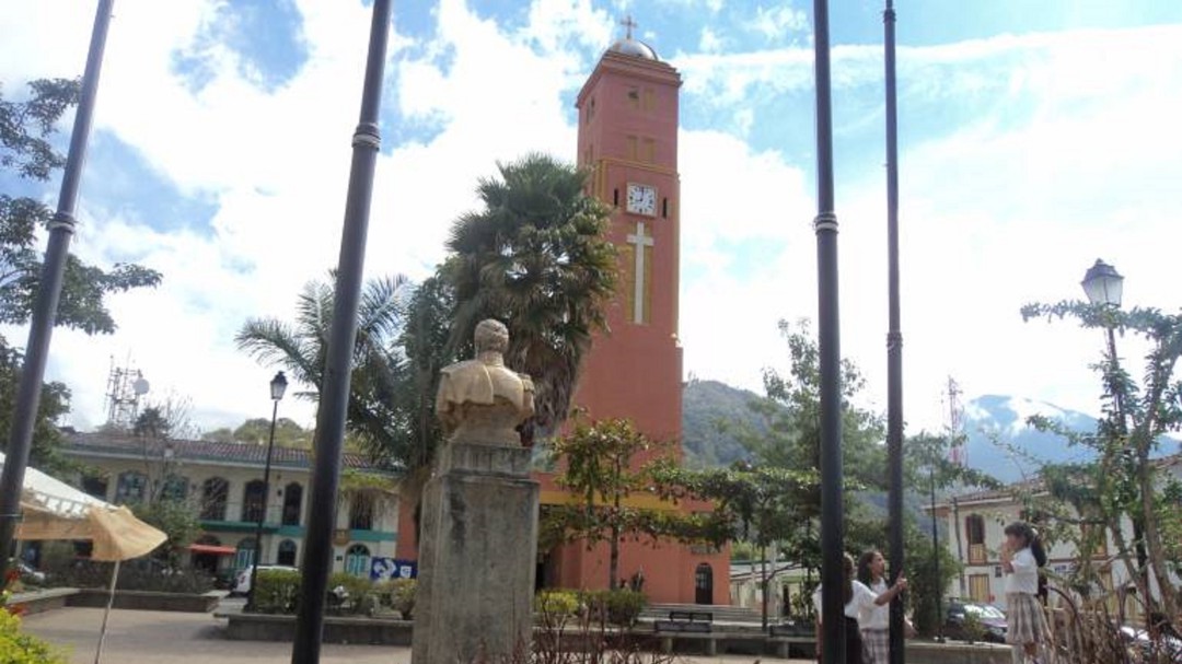¿Debe ser reubicado el municipio de Pijao, Quindío?