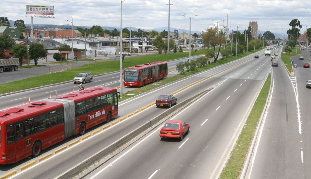 Condena IDU por Transmilenio: Condenan al IDU y consorcios por usar material no apto en Transmilenio