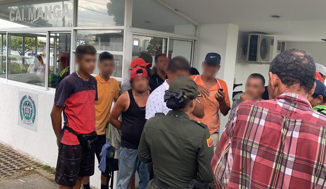 Operativos antecedentes judiciales bicitaxis Cartagena: Policía realiza operativos de antecedentes a bicitaxistas en Cartagena