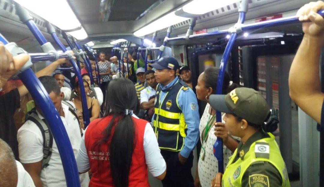 Operativos estaciones Transcaribe Cartagena: Continúan operativos en estaciones y buses de Transcaribe en Cartagena