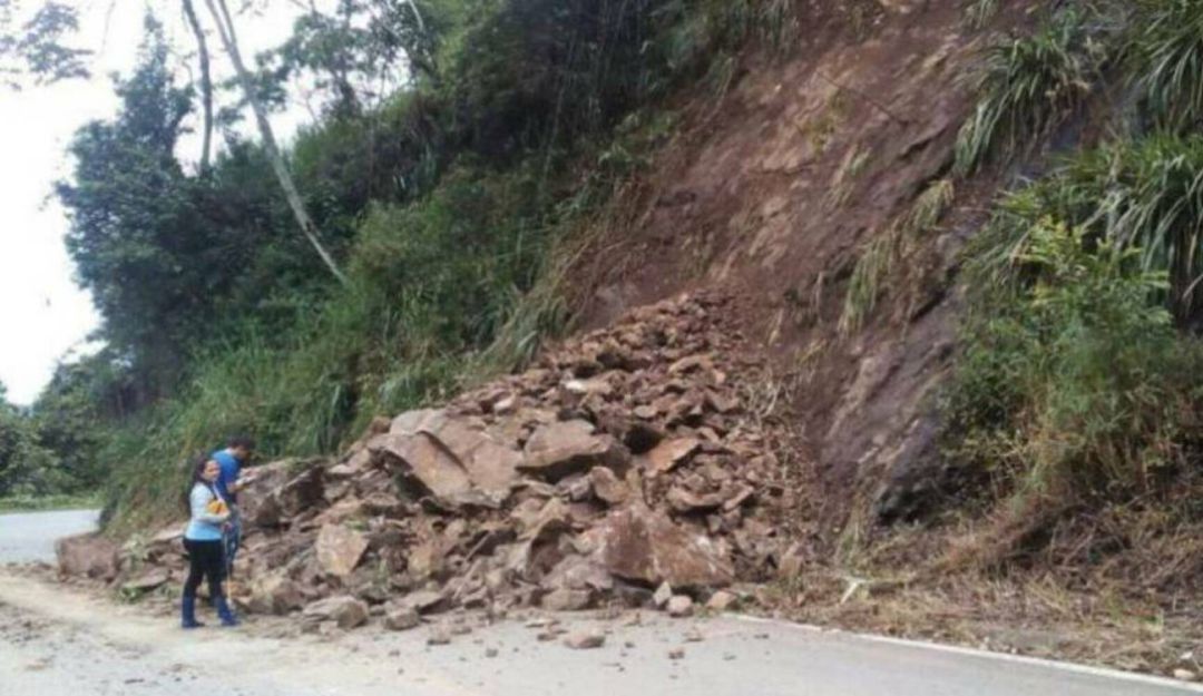 Alerta roja, Antioquia, deslizamientos: Alerta roja en tres municipios de Antioquia por deslizamientos