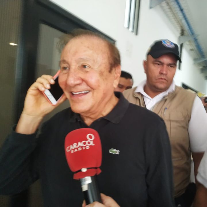 VIDEO: Alcalde se notificó de tutela y anuncia que vuelve al cargo