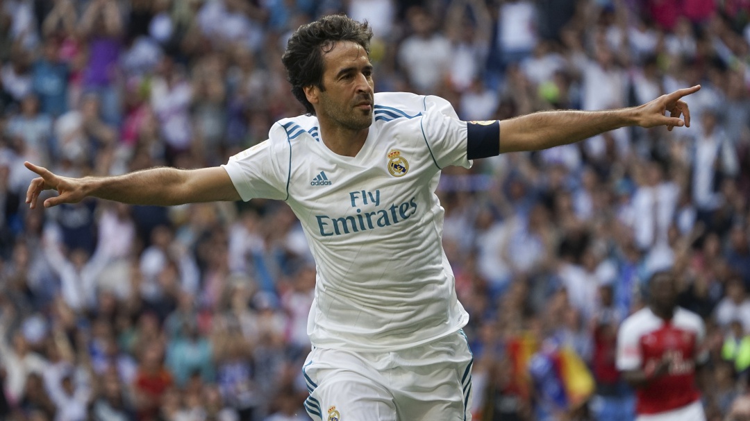 Oficial: Raúl González regresará al Real Madrid