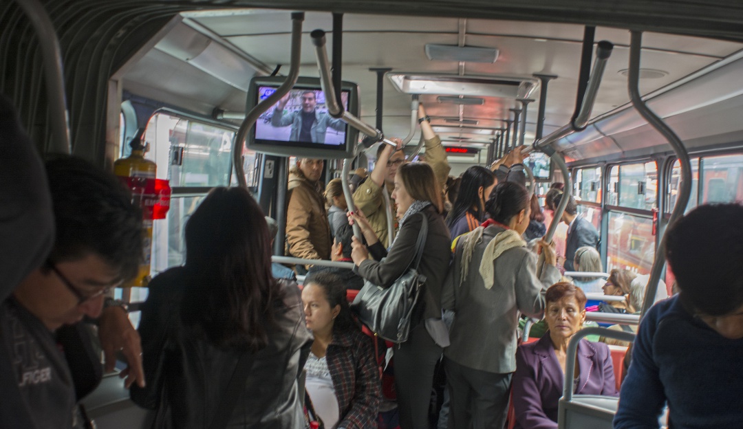 Colados en Transmilenio: ¡No hay derecho! El colmo de los colados