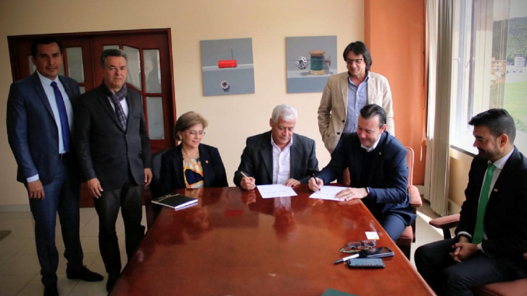 Rectores de las UTS y UPTC firman convenio de cooperación
