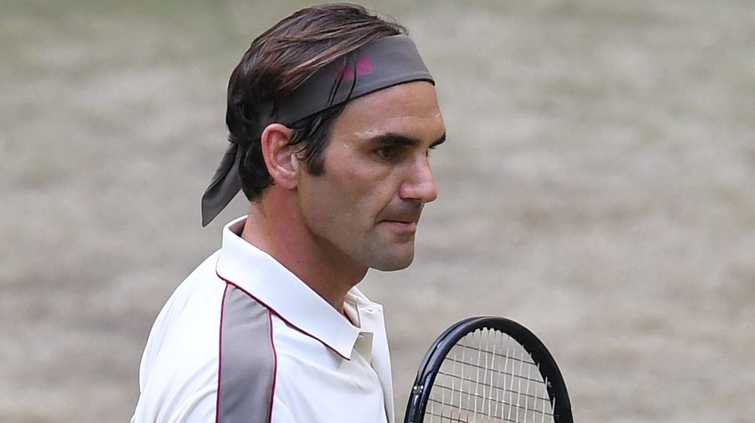 Federer avanzó a la final de Halle y busca su título 102