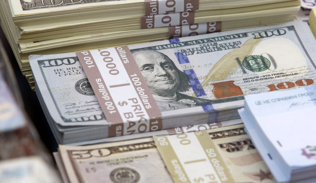Dolar
