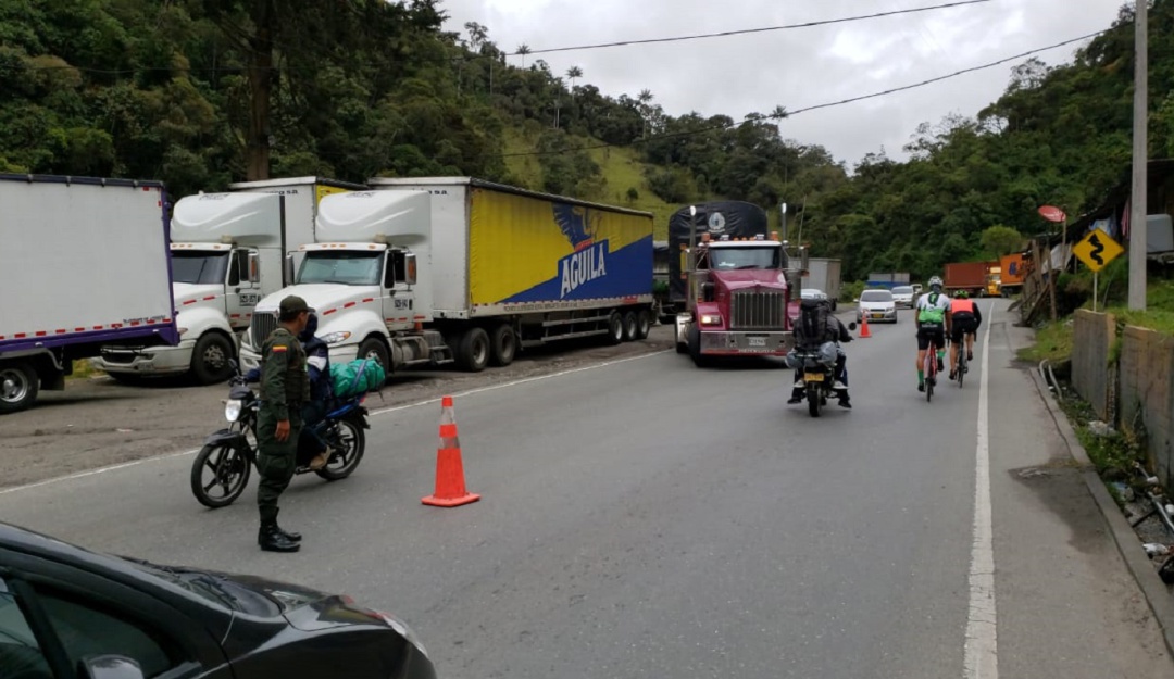 Seguridad vía a la Línea: Dispositivo especial en la vía a la Línea en Tolima