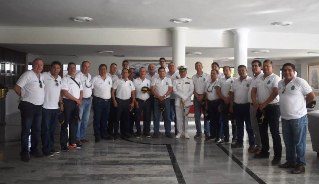 Armada de Colombia: 22 oficiales en uso del buen retiro visitaron la Armada de Colombia