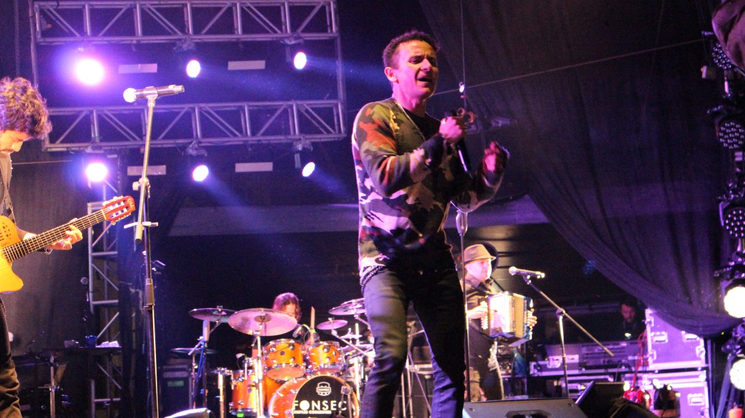 ¡Inolvidable! Fonseca puso a bailar a la gente en la Plaza de Nariño