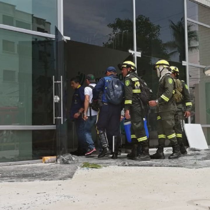 Más de 200 evacuados por emergencia en clínica de Barranquilla
