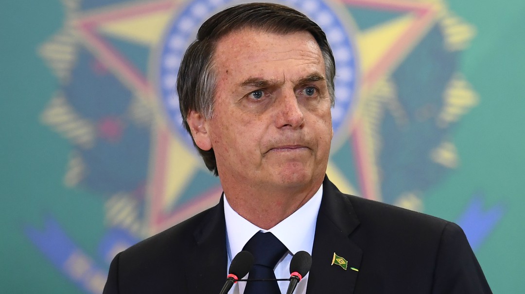 Bolsonaro revoca decretos que flexibilizaban tenencia y porte de armas