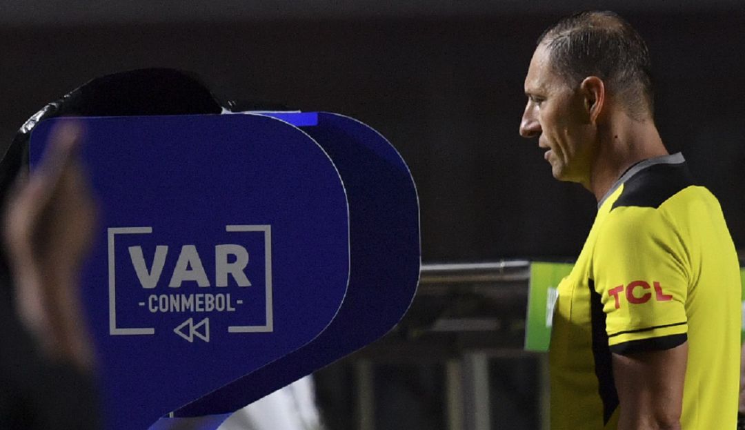 Copa América: Lo que el VAR o los árbitros no quisieron ver en la fase de grupos