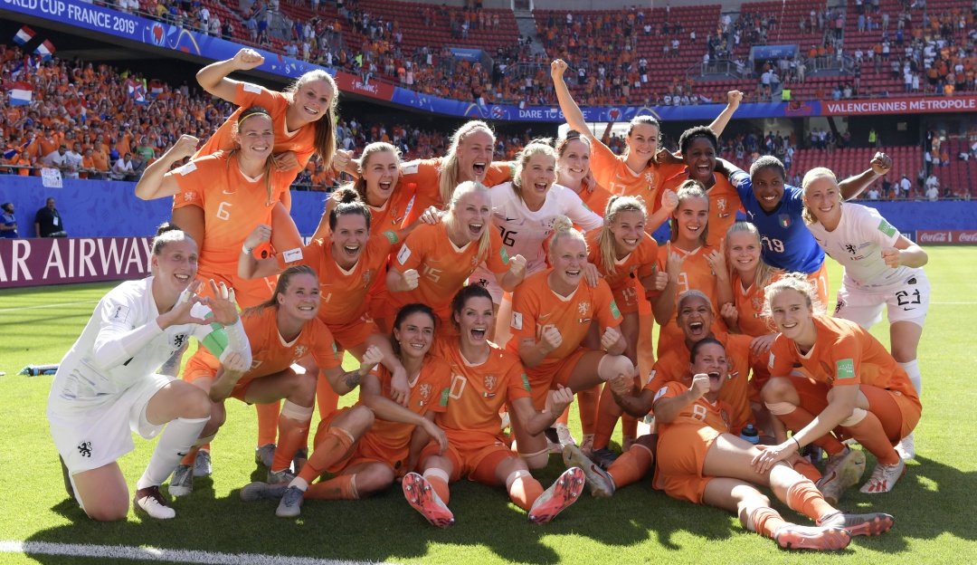 Mundial Femenino Holanda: Holanda se instala en semifinales del Mundial Femenino