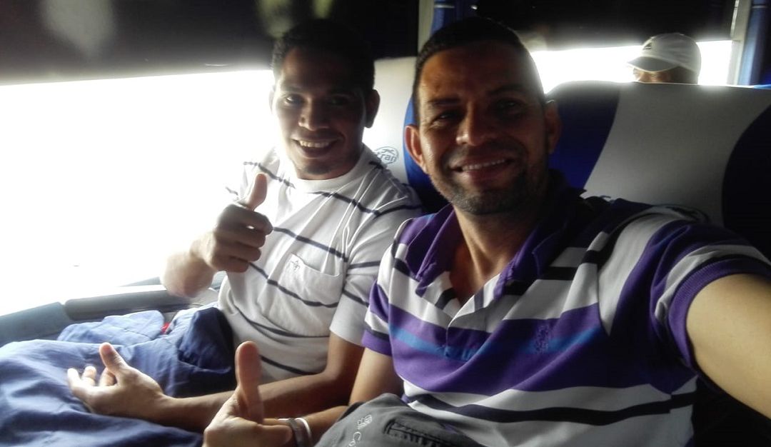 Enoc Montemiranda y su compañero Darwin Quiroz cuando regresaban a Barranquilla.