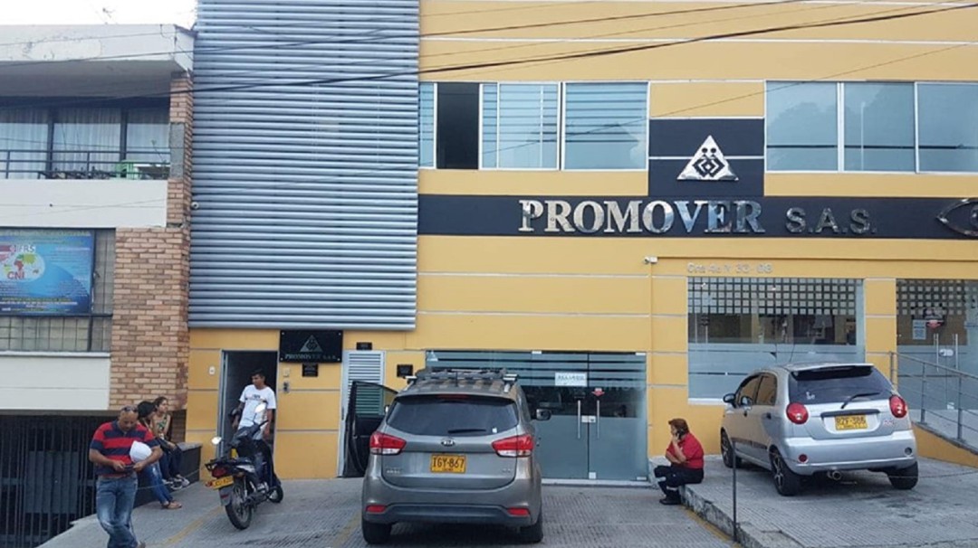Sellan servicios en clínica donde falleció mujer por cirugía estética