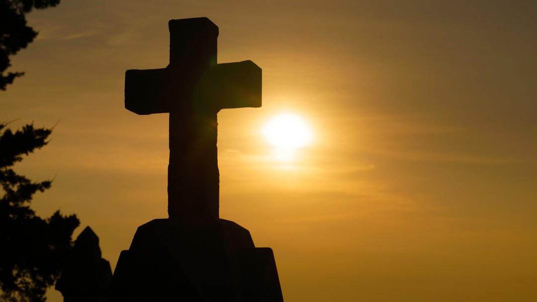 El significado de los 72 nombres de Dios