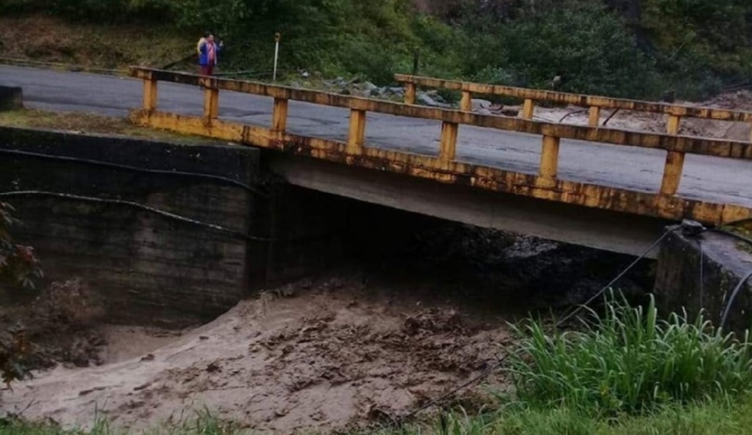 Lluvias amenazan movilidad en Chitagá