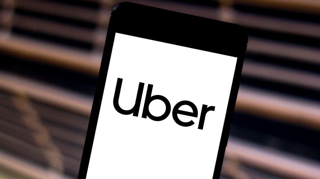 Sellan temporalmente oficina de Uber en Bogotá