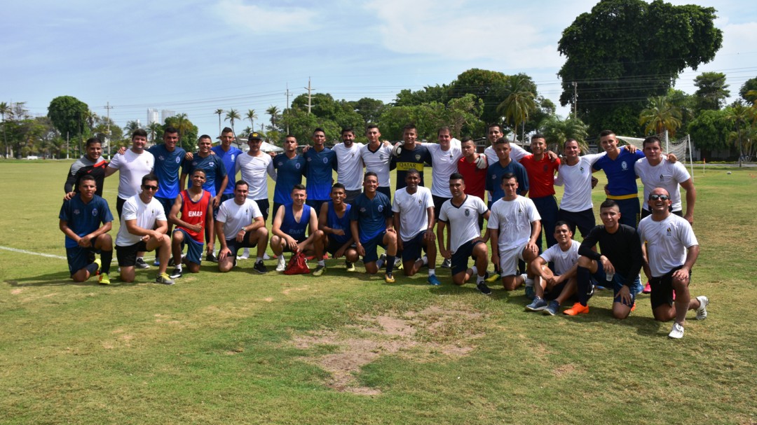 Buque escuela de Uruguay visita a Cartagena