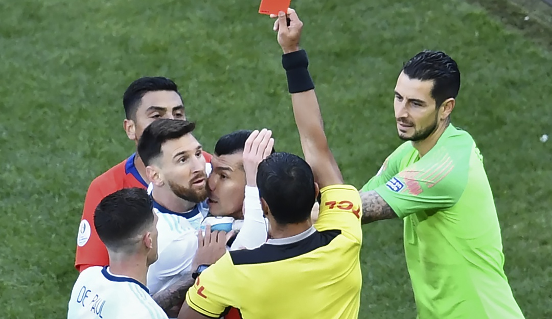 Expulsión Lionel Messi: ¿Fue justa la expulsión de Lionel Messi?