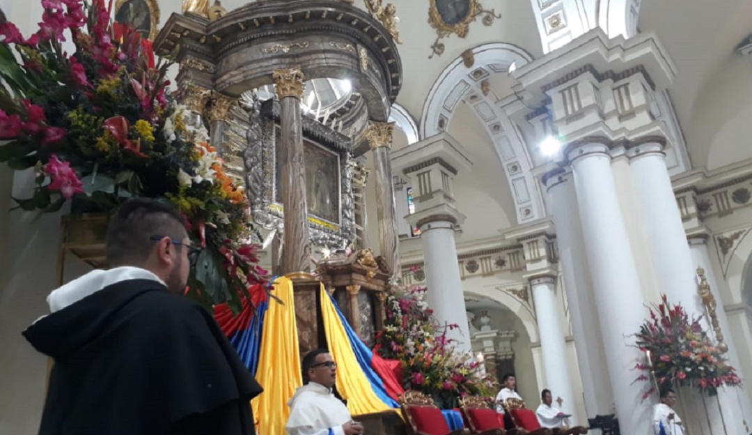 chiquinquirá turistas domingo de ramos peregrinos basílica Boyacá: Se estima la visita de 8 mil peregrinos a la basílica de Chiquinquirá